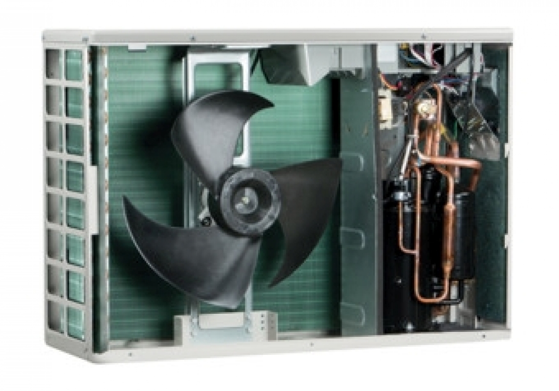 Immergas Magis Pro 4 split rendszerű levegő-víz hőszivattyú beltéri és kültéri egységgel