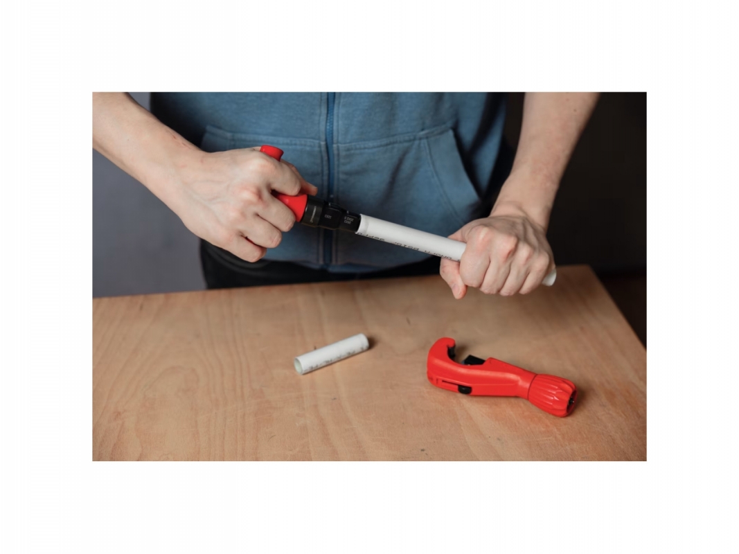 Rothenberger ROCALIBER S Kézi racsni kalibráló és sorjázó funkcióval