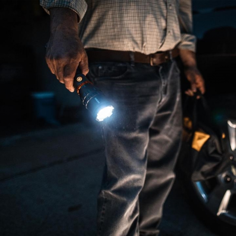 Nebo DAVINCI™ 8000 Elemlámpa, akkumulátoros, 4×-es zoom funkció