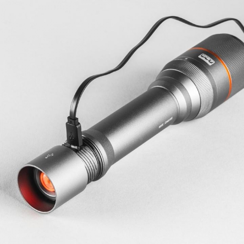 Nebo DAVINCI™ 3500 Zseblámpa, powerbank és 3×-os zoom funkcióval, 3500 lm