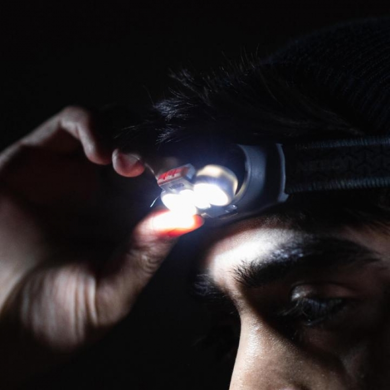 Nebo EINSTEIN™ 500 Fejlámpa, vízálló, turbó üzemmód, 500 lm