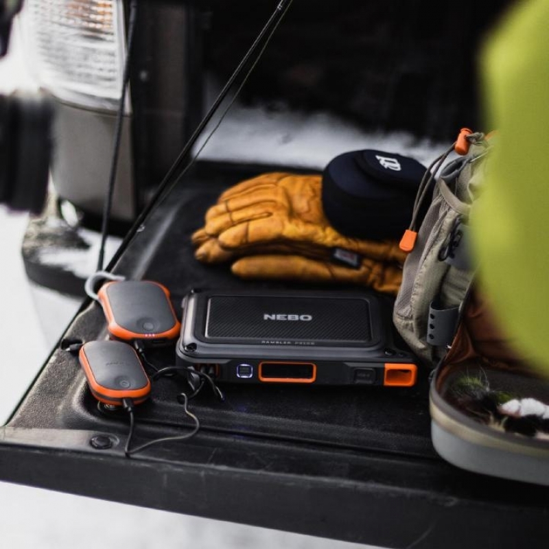 Nebo RAMBLER PS100 Hordozható áramforrás, szolárpanel kompatibilis lámpa