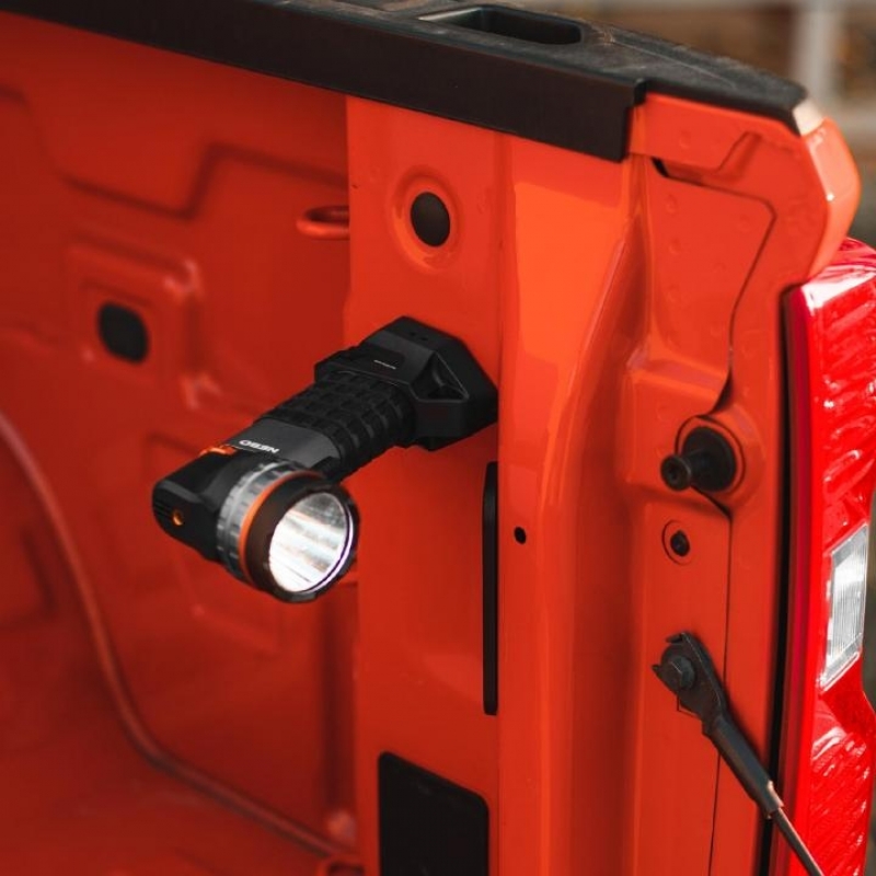 Nebo LUXTREME SL75 Keresőlámpa, 780 lm, 1200 m