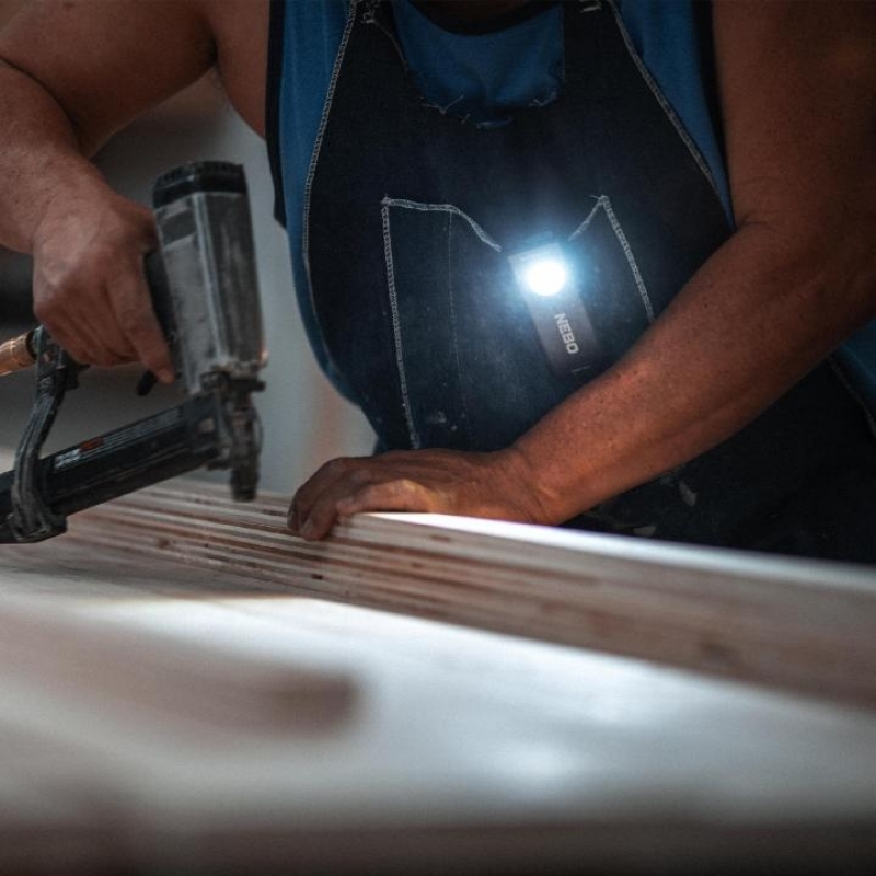 Nebo SLIM+ 1200 Zseblámpa powerbank funkcióval, újratölthető, 1200 lm