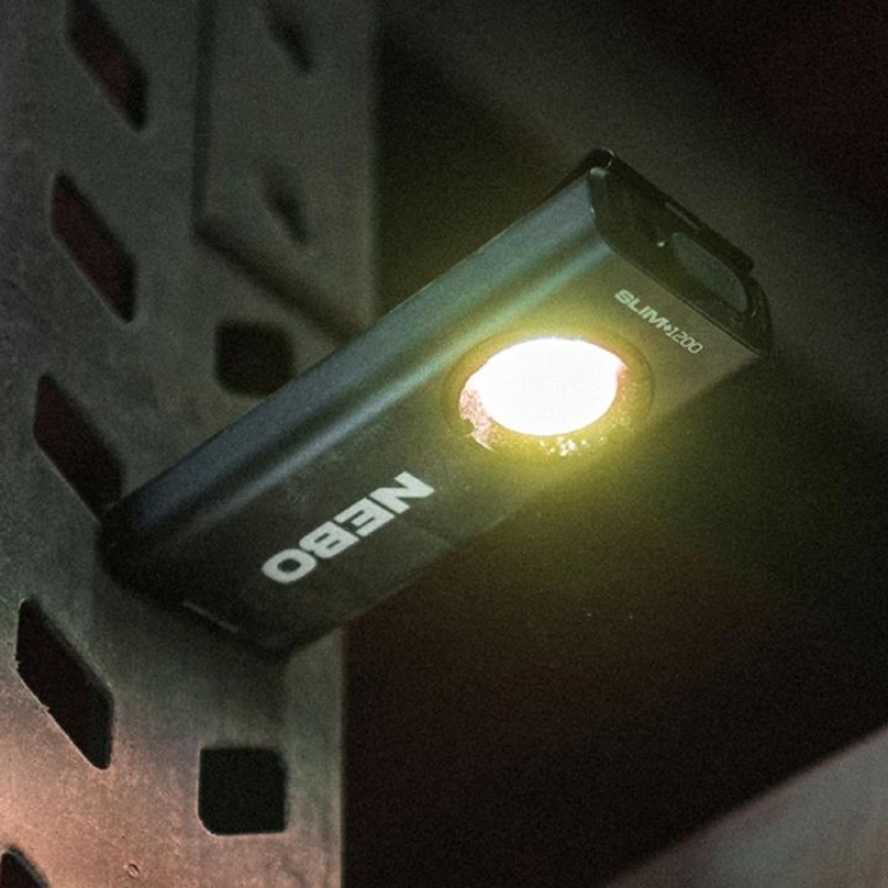 Nebo SLIM+ 1200 Zseblámpa powerbank funkcióval, újratölthető, 1200 lm