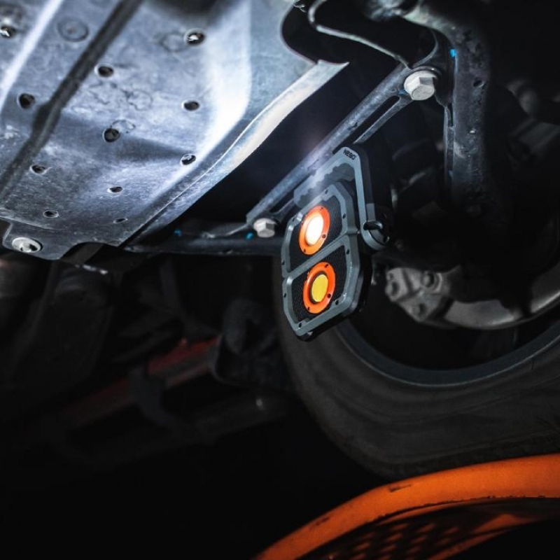 Nebo OMNI 3K Szerelőlámpa powerbank funkcióval, újratölthető, 3000 lm