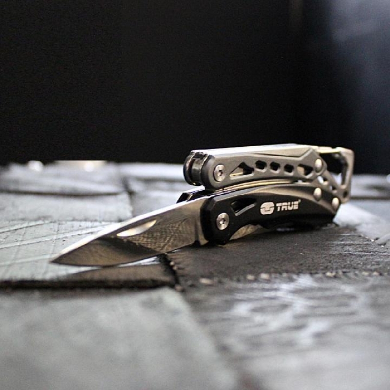 True Utility Seven 9 az 1-ben funkciós szerszám, rozsdamentes acél