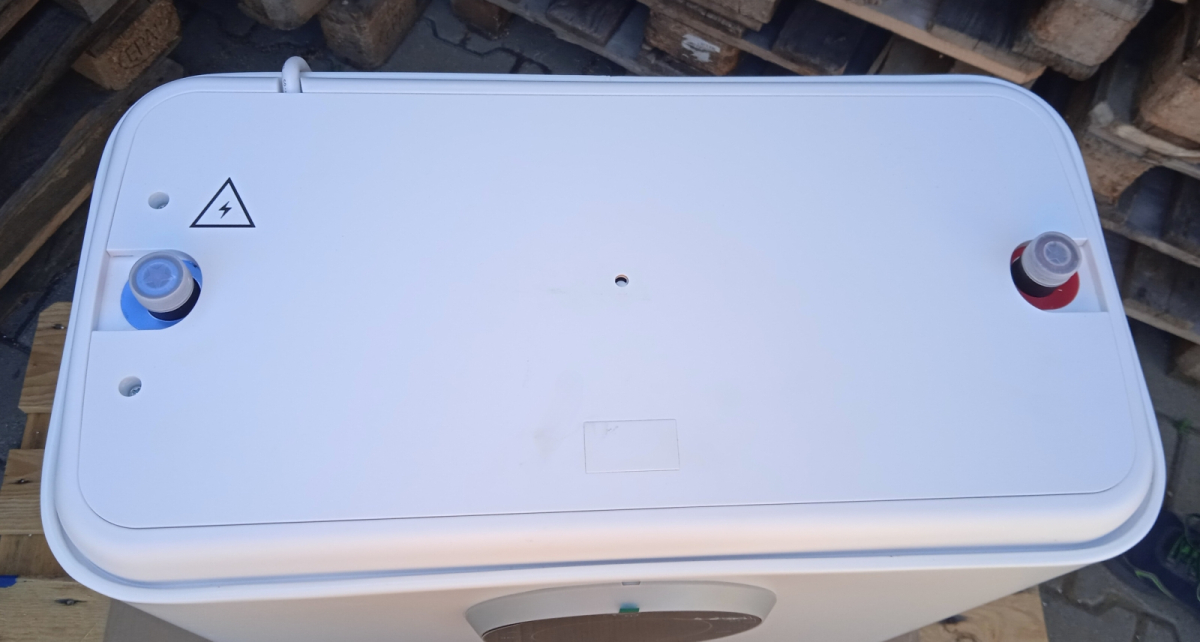 Bosch Tronic TR4501T 50 EBP Lapos villanybojler (csomagolás és termék sérült) 25/278
