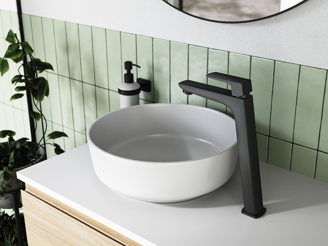 Ferro Greta Black Folyékony szappanadagoló falra szerelhető kivitelben, matt fekete