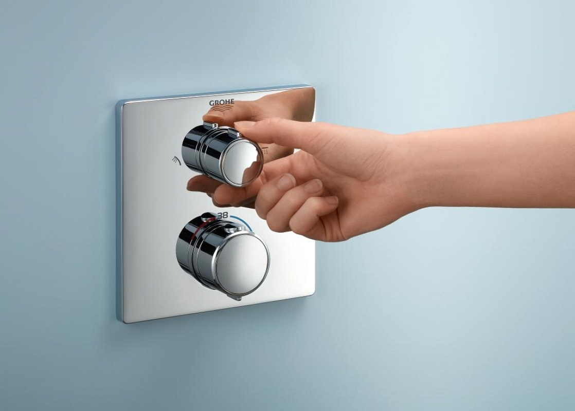 Grohe Precision Termosztátos rejtett zuhanyrendszer Vitalio Comfort 250 fejzuhannyal króm 34882000