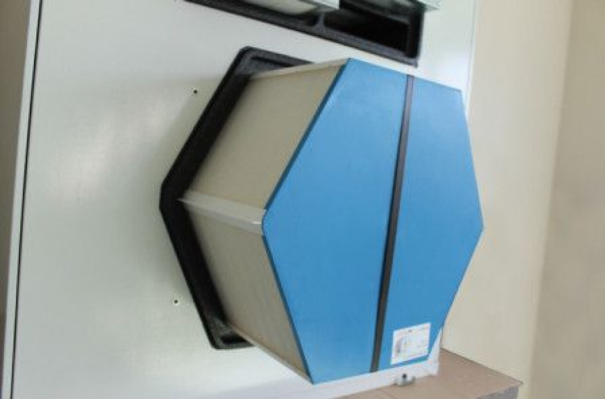 Holtop/Airwoods AV-HTPF90 Központi hővisszanyerős szellőztető entalpia hőcserélővel