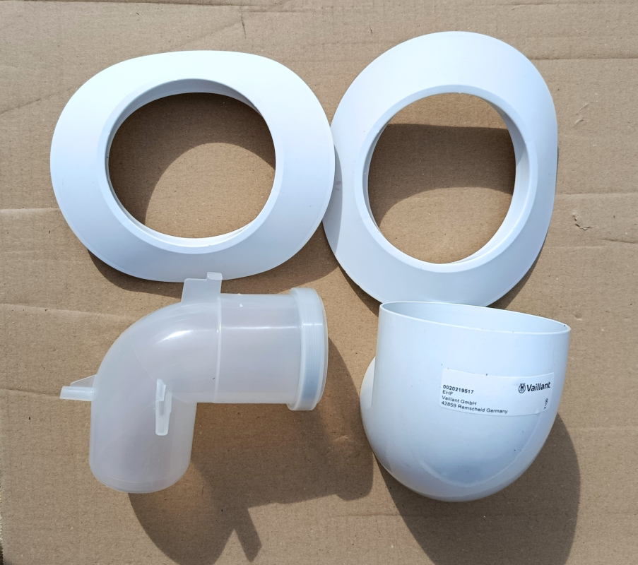 Vaillant 60/100 Vízszintes kialakítású koncentrikus átvezető PPs (a 303933 cikkszám helyett) (0020219517) (csomagolás és termék sérült) 26/152