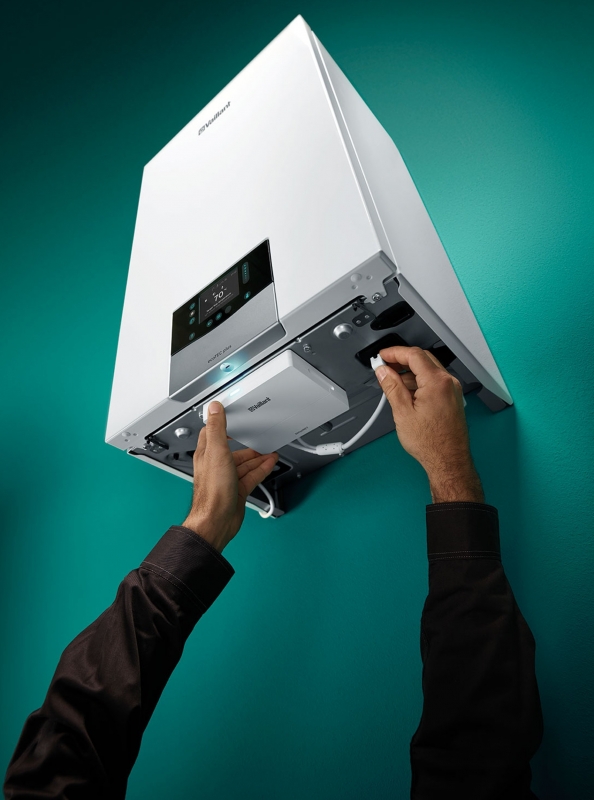 Vaillant ecoTEC plus IoniDetect VU 30 CS/1-5 (N-INT2) fali kondenzációs fűtő gázkazán