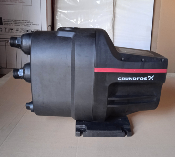 Grundfos Scala1 3-35 Kompakt nyomásfokozó szivattyú (99530404) (csomagolás és termék sérült) 25/377