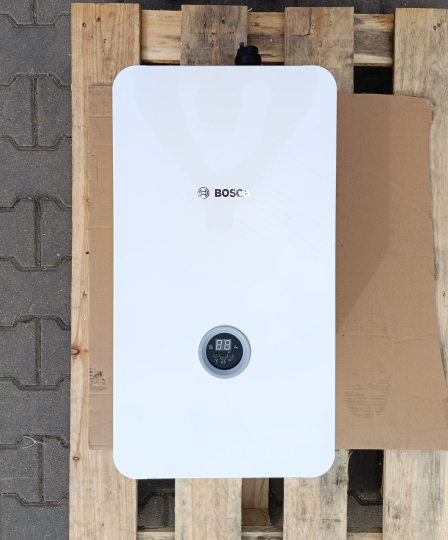 Bosch Tronic Heat 3500 12 kW Elektromos kazán (7738502606) (termék sérült) 26/143