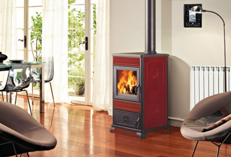 Edilkamin AQUA Bordó Kerámiával Vízteres fatüzelésű Kandalló Nyitott Rendszerhez